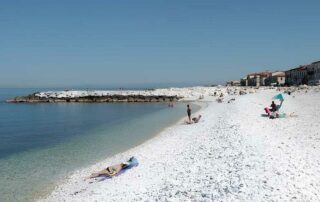 amamare beach marina di pisa